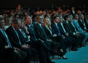 Sadir, Santilli y Karina Milei juntos por la minería