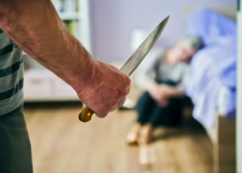 Violó la perimetral, atacó a su expareja y amenazó a todos con un cuchillo en Alto Comedero