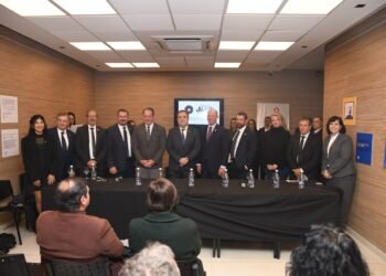 Alberto Bernis recibió en Casa de Gobierno a la comitiva del Estado de Utah