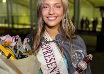Clara Zamar Veritier fue coronada como la nueva Representante Capital 2026