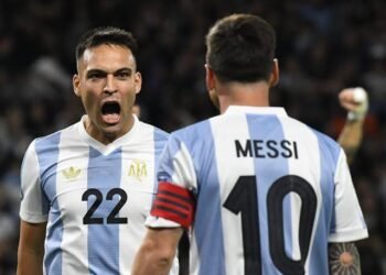 Messi y Lautaro van por la gloria: Las figuras de la Selección nominadas al Balón de Oro