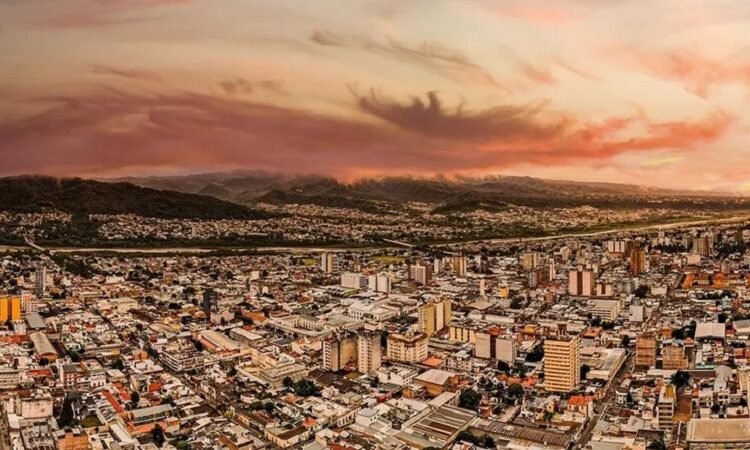 Jueves con agradable temperatura en la capital pero con probabilidad de lluvias por la tarde