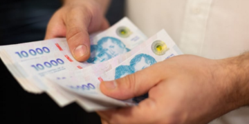 El salario mínimo sube en octubre: Cómo impacta en los sueldos y planes sociales